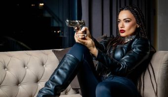 ЕЛЕНА РИСТЕСКА СЕ ВРАЌА НАЗАД НА СCЕНАТА!