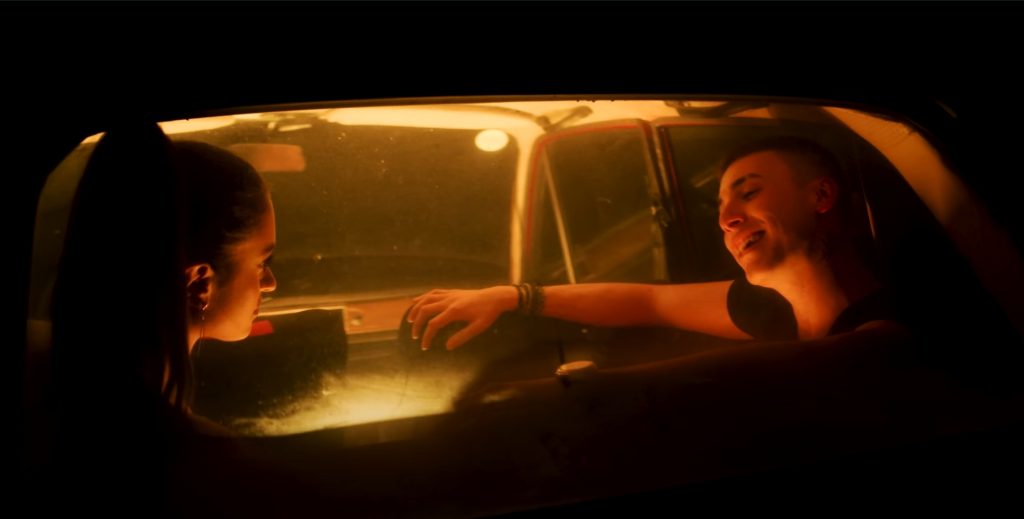 Принтсcреен: Youtube/УрбанРеcордс