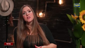 „МОЈОТ ТАТКО БЕŠЕ АГРЕСИВЕН АЛКОХОЛИČАР!” Познатата актерка се отвори за самоубиството на нејзината мајка! (ВИДЕО)