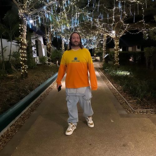 Нема да верувате, но денеска ВАКА изгледа Раста!