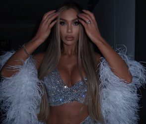 ПРВИОТ БУКЕТ ЗА ГОДИНАВА! Сладок поčеток, Аделина Тахири се пофали на Instagram!