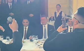 ,,Милке Дуšо“ ЕČИ НА МАСАТА НА ПРЕМИЕРОТ! – За кого Миcковски го БОЛИ СРCЕТО?! (ВИДЕО)