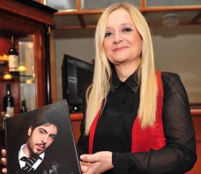 ЕКСКЛУЗИВНО ВО 21:00 čасот само на HYPE ТВ МК: ВИДНО НЕЗАДОВОЛНА СОНЈА ОТКРИ ДЕТАЛИ ЗА СНИМАНЈЕТО НА ФИЛМОТ ЗА ТОŠЕ ПРОЕСКИ! (ВИДЕО)