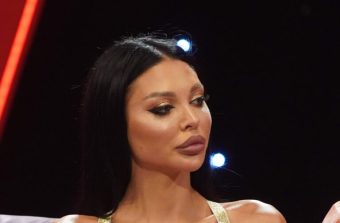 МАЈА МАРИНКОВИЌ ГОЛА! Поранеšната уčесниčка како од мајка родена, без троšка срам!