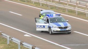 МАКЕДОНЕC УАПСЕН ВО СРБИЈА! ПРЕДИЗВИКАЛ МАТЕРИЈАЛНА ŠТЕТА ОД 2 МИЛИОНИ ДИНАРИ!