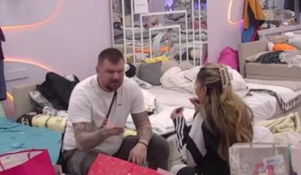 ЈАНЈУŠ И АНЕЛИ НАПРАВИЛЕ ОПŠТ ХАОС! Му каžала САЛВА НА НАВРЕДИ!