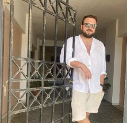 Слаткаристика со своето богатство испрати čеститка!