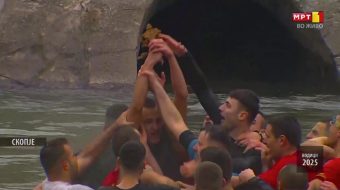 ВО СКОПЈЕ СВЕТИОТ КРСТ ГО ФАТИ ТЕОДОР ЈОВЕСКИ
