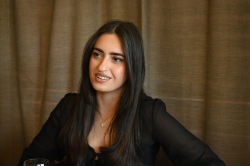 ЛАРА ИВАНОВА