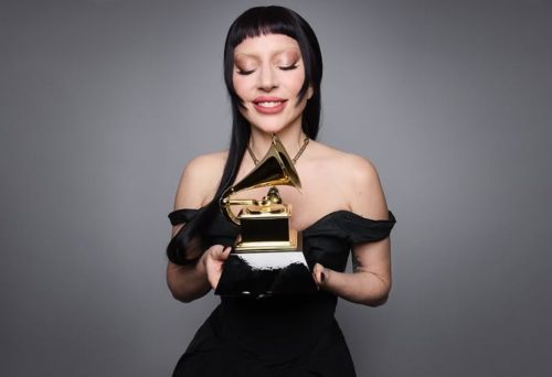 хттпс://www.инстаграм.cом/ладyгага/