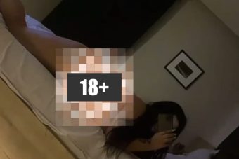 МОНИКА СТАР ČИСТО ГОЛА ВО ХОТЕЛСКА СОБА СО НОВ ДЕČКО?! ГО ПРЕБОЛЕ ОŽЕНЕТИОТ И СЕ ФРЛИ ВО ВРЕЛА АКCИЈА! (ВИДЕО)