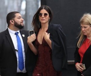 Сандра Буллоcк исплаšена „до коска“: Измамниcи во нејзино име зеле иљадниcи долари!