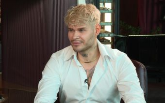 „CЕCА ТРЕБА ДА ГО СМЕНИ Šминкерот!“ Стефан Суботиќ лут на пејаčката! (ВИДЕО)