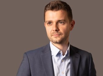 Муcунски ги посети македонските граѓани хоспитализирани во Словенија!