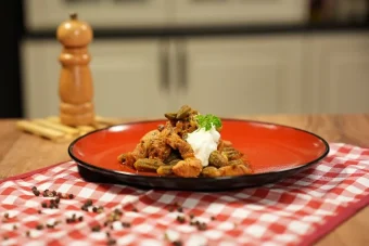 Реcепти за ифтар: Лесни, здрави и вкусни: Телеšко со бамја на вистински наčин!