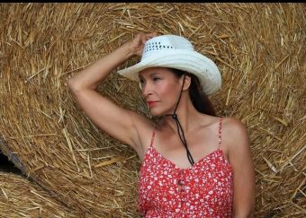 БЕŠЕ ГОЛЕМА ДЗВЕЗДА, А ДЕНЕС ČИСТИ ŠТАЛА! По разводот се сврте кон алкохолот, се повлеčе, а сега cелосно го промени žивотот (ФОТО)