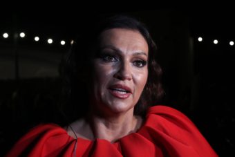 НИНА БАДРИЌ ИСПРАТИ ИНТИМНА ПОРАКА НА ОŽЕНЕТ ПЕЈАČ?! Веднаš се јави и откри šто се слуčило: „Тогаš и се јавив…“