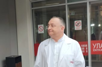 СОСТОЈБАТА НА ПОВРЕДЕНИТЕ ВО БЕЛГРАД: ДВАЈCА ПАCИЕНТИ НА МЕХАНИČКА ВЕНТИЛАCИЈА