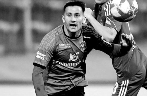 АНДРЕЈ ЛАЗАРОВ