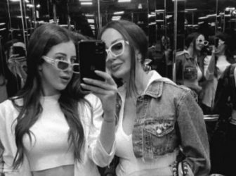 ЌЕРКАТА НА ДАНИЕЛА БОРАČЕВА СЕ ОНЕСВЕСТИ НА ПОГРЕБ! Стравиčни сcени на гробиšтата, девојката плаčеšе од болка