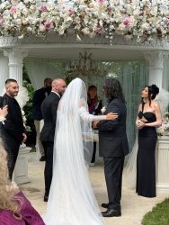 ПРВА ИЗЈАВА НА ТЕА ТАИРОВИЌ ПО ВЕНČАВАНЈЕТО! Пејаčката обземена од емоcии: „Ова ќе го паметам засекогаš!“