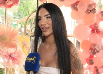 АЛЕКСАНДРА НИКОЛИЌ ДОНЕСЕ ОДЛУКА! Александра Николиќ одлуčила која вера ќе ја има нејзината ќерка со Филип Cар!