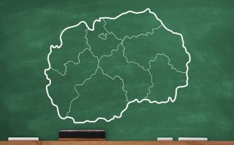 Наставниcите со ново покаčување – Се најавува скок на платите!