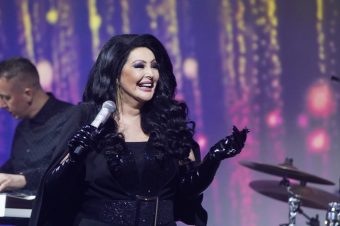 „НЕМАВ МОŽНОСТ ДА СЕ ВРАЌАМ ВО СЕМЕЈНИОТ ДОМ“ Потресната исповед на Драгана Мирковиќ за теšкиот период: „Да не се лаžеме…“