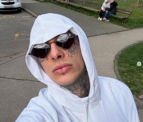 ПОРАНЕŠЕН УČЕСНИК ОД РИЈАЛИТИ ГО КОНСУМИРА ОВА?! Се запалија мреžите, еве šто објави (ФОТО)