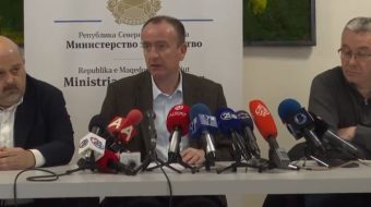 АЛЕКСАНДАР КАРАДАКОВСКИ ПОČИНАЛ ОД 90% ОŠТЕТУВАНЈЕ НА ДИŠНИТЕ ПАТИŠТА ПРЕДИЗВИКАНО ОД ОТРОВНИОТ ČАД!