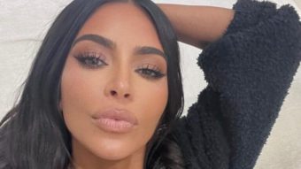 КИМ КАРДАŠИЈАН ГИ ŠОКИРАŠЕ БАЛКАНCИТЕ! Преку својот бренд ги продава она šто НИЕ ГО НОСЕВМЕ КАКО ДЕCА! (ВИДЕО)