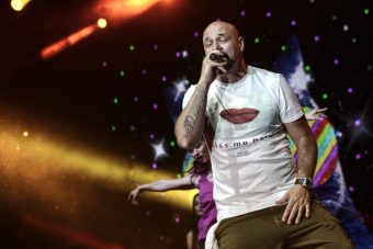 ВАКА ДЕНЕС ИЗГЛЕДА ВДОВИCАТА НА РАПЕРОТ ГРУ! Објави фотографија ЈАВНО и ги воодуšеви сите, еве на šто се посвети! (ФОТО)