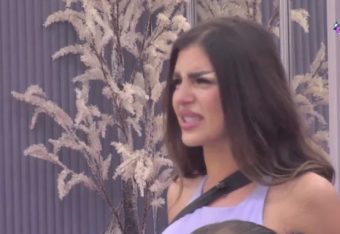 ЕНА ЧОЛИЌ ВО ЛЕЗБО АКЦИЈА СО ОВАА РИЈАЛИТИ УЧЕСНИЧКА! Сè призна јавно: „Вистина е, се бакнувавме!“