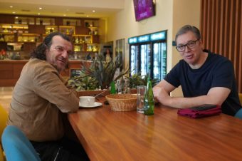 Претседателот на Србија Александар Вучиќ ги откри ДЕТАЛИТЕ ОД ПОЗНАНСТВОТО со Аца Лукас: “ГО ЦЕНАМ НЕВЕРОЈАТНО МНОГУ”