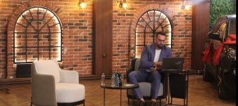 ЛАЗАРОВ ЕКСЛУЗИВНО ЗА HYPE МК ПОЗАДИ КАМЕРИТЕ НА НАЈГОЛЕМОТО НАГРАДУВАЊЕ ВО ЖИВО: „ГОРД СУМ ШТО ИЗДРЖАВ, ИДЕЈАТА ЗА ПОДАРУВАЊЕТО Е ОД СРБИЈА!“ (ВИДЕО)