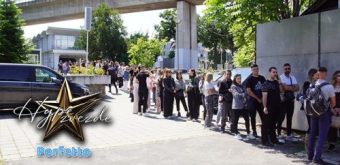 ОД ГУЖВА НЕ СЕ ГЛЕДА ПРСТ ПРЕД ОКО! Втор ден аудиции за ХАЈП ЅВЕЗДИ – хаос на Саем! (ФОТО)