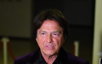 ИСПЛИВА ВИСТИНАТА ЗА ЗДРАВКО ЧОЛИЌ КОЈА НИКОЈ НЕ ЈА ЗНАЕШЕ! ПЕЈАЧОТ ГО ОТКРИ СВОЕТО ПОТЕКЛО – ЈАВНОСТА ВО ШОК!