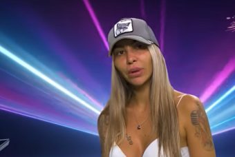 АНЕЛИ СЕ КАЕ ШТО НЕ МУ РОДИЛА ДЕТЕ НА ЈАЊУШ: Со солзи призна: „Нора сега ќе имаше брат или сестра“