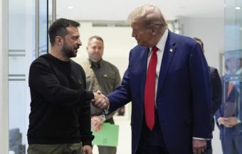 СЕ СРЕТНАА ТРАМП И ЗЕЛЕНСКИ — ДВАЈЦАТА ЛИДЕРИ РАЗГОВАРАА РЕЧИСИ ЕДЕН ЧАС: „УКРАИНСКИОТ ПРЕТСЕДАТЕЛ Е ЗАДОВОЛЕН“