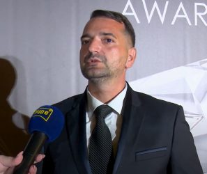 ДАРКО МИТРОВИЌ: „ГОРД СУМ НА МОЈОТ ВУЈКО И СÈ ШТО ПОСТИГНА!“ (ВИДЕО)