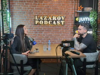 ,,МАЈКА МИ СЕ БАВЕШЕ СО КРИМИНАЛ, СИТЕ СЕ ГРИЖЕА ЗА МЕНЕ ОСВЕН НЕА!” Тара Симов брутално искрена ја раскажа ТАЖНАТА ПРИКАЗНА ОД ДЕТСТВОТО! (ФОТО+ВИДЕО)