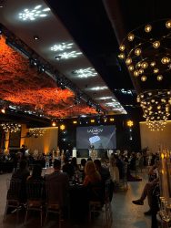 ЛАЗАРОВ: ,,ЗАПОЧНАВ СО КАМЕРА КОЈА ЈА ПЛАЌАВ НА РАТИ 2.000 ДЕНАРИ МЕСЕЧНО, СЕГА СУМ ОВДЕ НА ЦРВЕНИОТ ТЕПИХ!”