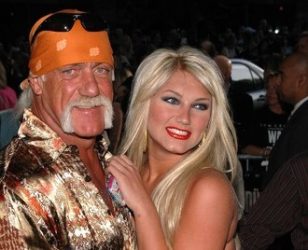 ШОК ВО СЕМЕЈСТВОТО НА ПОЧИНАТИОТ ХАЛК ХОГАН! ЌЕРКАТА ИЗБРИШАНА ОД ТЕСТАМЕНТОТ – ПРИЧИНАТА ОСТАВА БЕЗ ЗБОРОВИ!