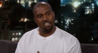 КАНЈЕ ВЕСТ ОРАЛНО ЈА СИЛУВАЛ И ЗЛОСТАВУВАЛ ПОРАНЕШНАТА АСИСТЕНТКА?! ТАА ПОДНЕЛА ТУЖБА ПРОТИВ НЕГО – СКАНДАЛ НАД СКАНДАЛИТЕ!