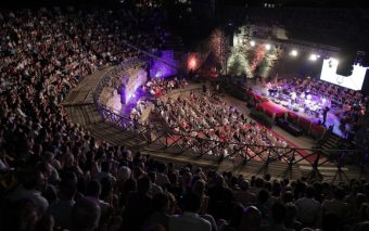 Античкиот театар ќе блесне: Почнува 65то издание на Охридско лето со светски позната пијанистка и Македонската филхармонија