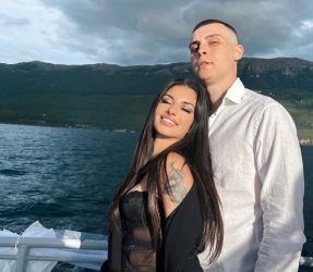 „БЕВ ЛУТА ГО ОДБИВАВ ПРОБЛЕМОТ, ГИ ОБВИНУВАВ РОДИТЕЛИТЕ!“ – ИСИДОРА ЈА РАСКАЖА СВОЈАТА ПРИКАЗНА ЗА ПРОБЛЕМОТ „АГЕНЕЗА НА МАТКА“! – „РЕАКЦИЈАТА НА КУН БЕШЕ НЕВООБИЧАЕНА…!“ (ВИДЕО)