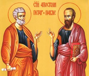 ВЕРНИЦИТЕ ДЕНЕС ГО ПРОСЛАВУВААТ ПЕТРОВДЕН! Слава на пекарите и рибарите – еве кое овошје НИКАКО не треба да се јаде!