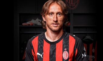 Лука Модриќ потпиша за Милан – ќе заработува 5,70 евра во минута додека трча на „Сан Сиро“!