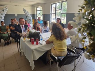 СВАДБА ВО СТРУМИЧКИОТ ЗАТВОР – НЕКА ИМ Е СО СРЕЌА НА МЛАДЕНЦИТЕ! (ФОТО)