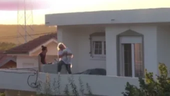 КУЌАТА НА ЗОРИЦА МАРКОВИЌ НА МЕТА? Пејачката се огласи и откри: „Почнав да заклучувам!“